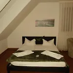 Fuenf A Fürth