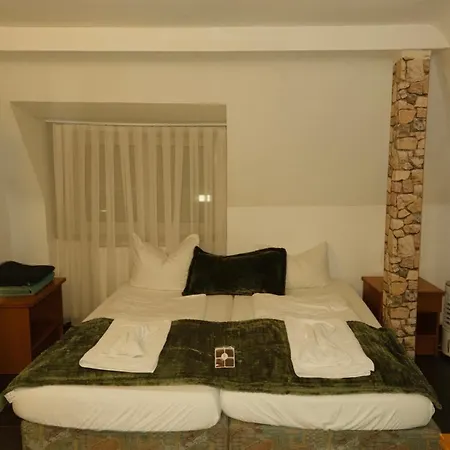 Hotel Fuenf A