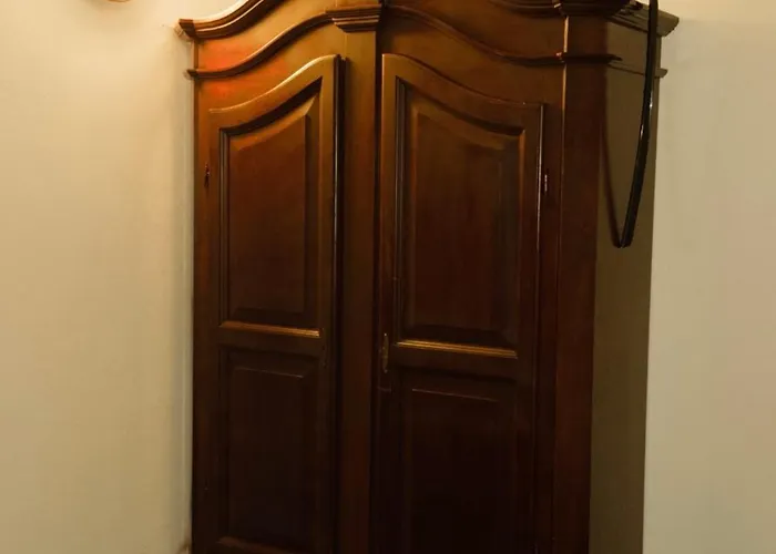 Fuenf A Отель